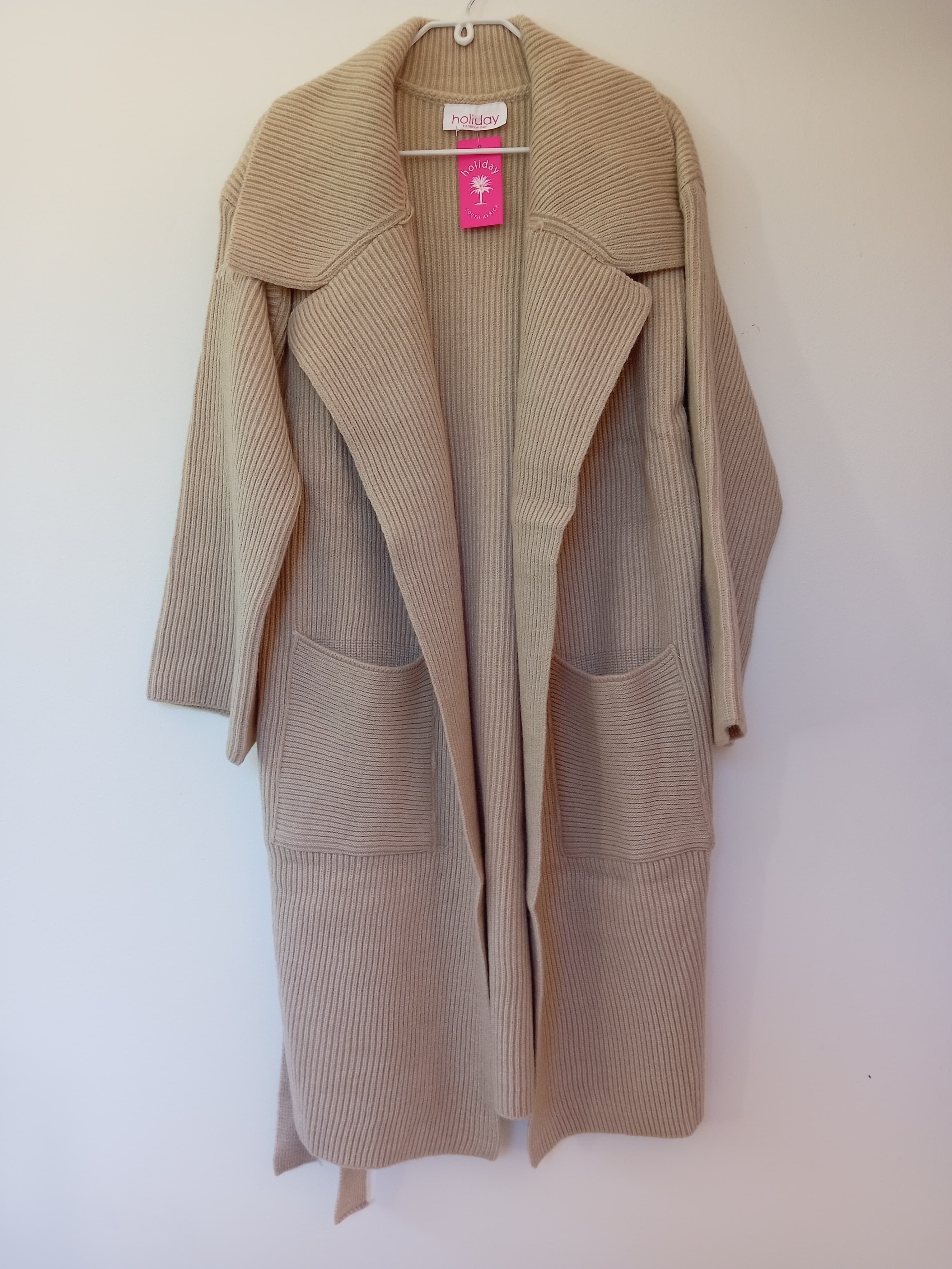 RIBBED KNIT POCKET COAT