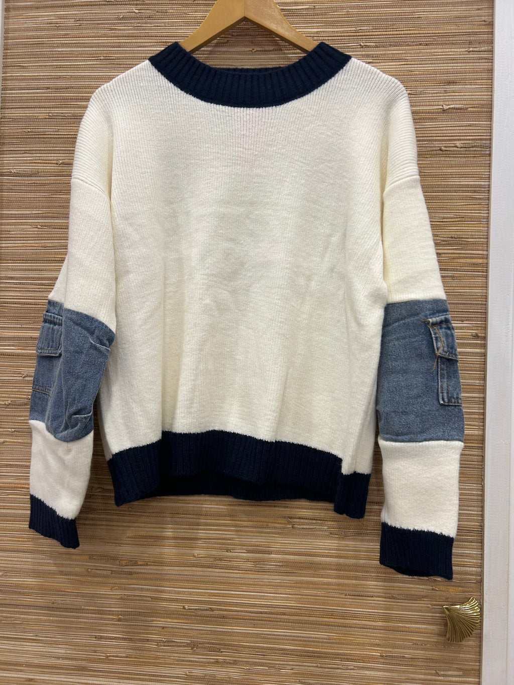 DENIM SLEEVE ROUND NECK KNIT