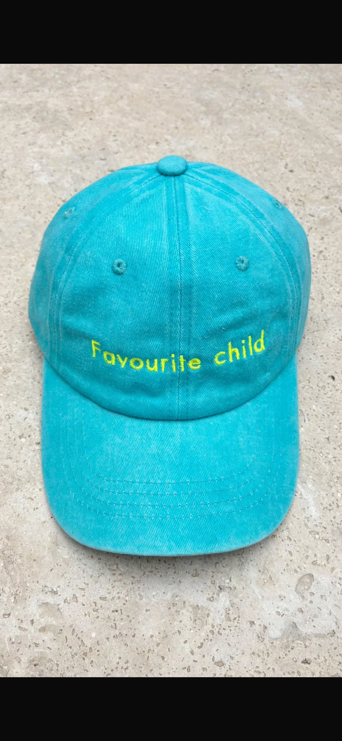 HOLIDAY CAPS