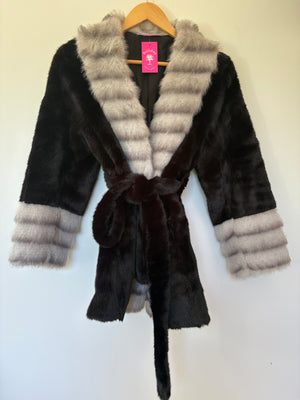 CLEOPATRA FAUX FUR JACKET