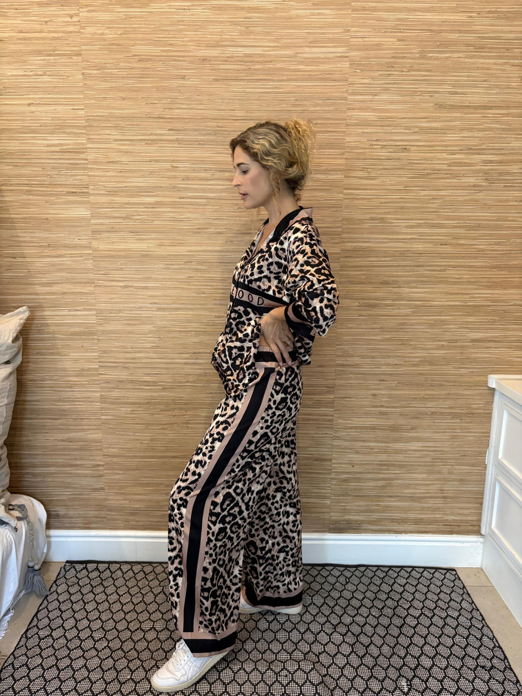 LEOPARD LOVE BLOUSE