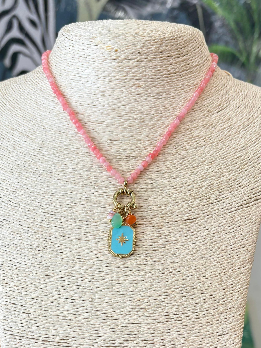 PINK GEMSTONE NECKLACE W/ TURQ PENDANT