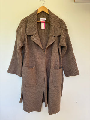 RIBBED KNIT POCKET COAT