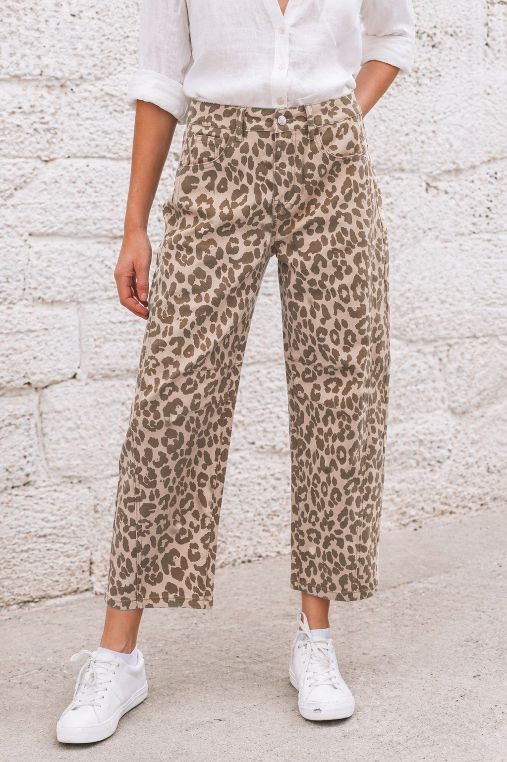 LEOPARD PRINT BARREL STYLE DENIM JEAN