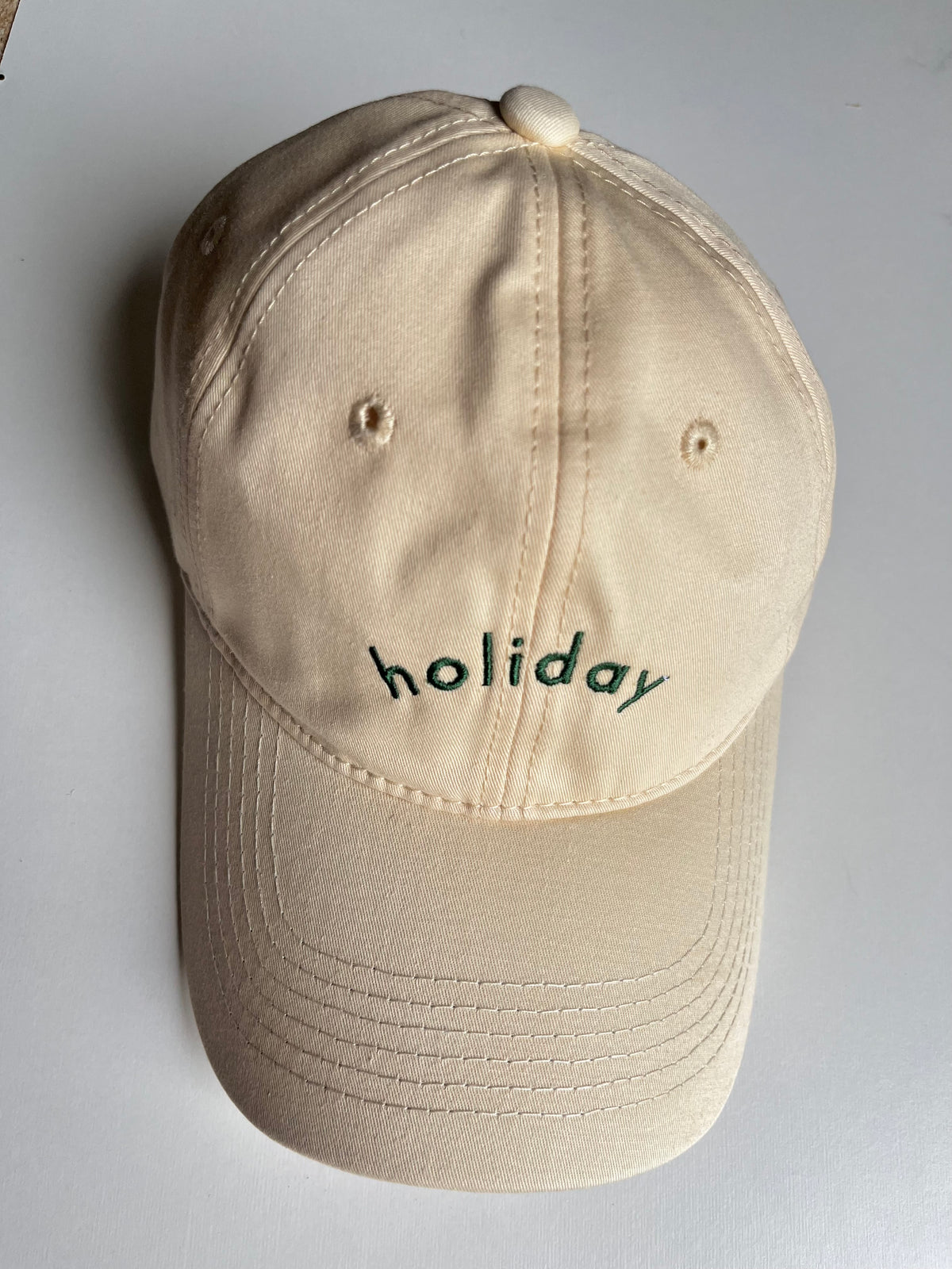 HOLIDAY CAPS