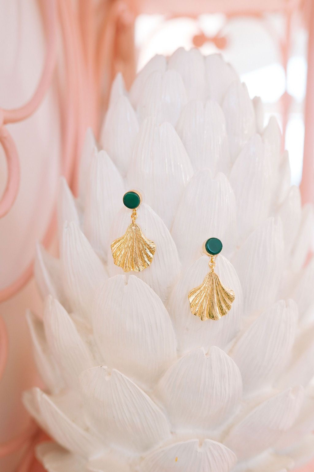 GREEN STONE & GOLD SHELL EARRINGS