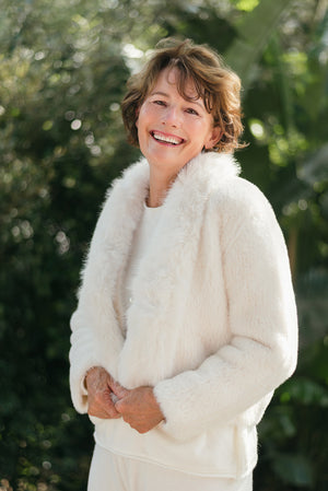 VANDERBELT FAUX FUR JACKET SHAWL