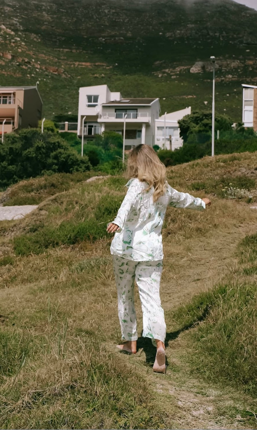 FRENCH MODAL / SEASHELL SHIRT