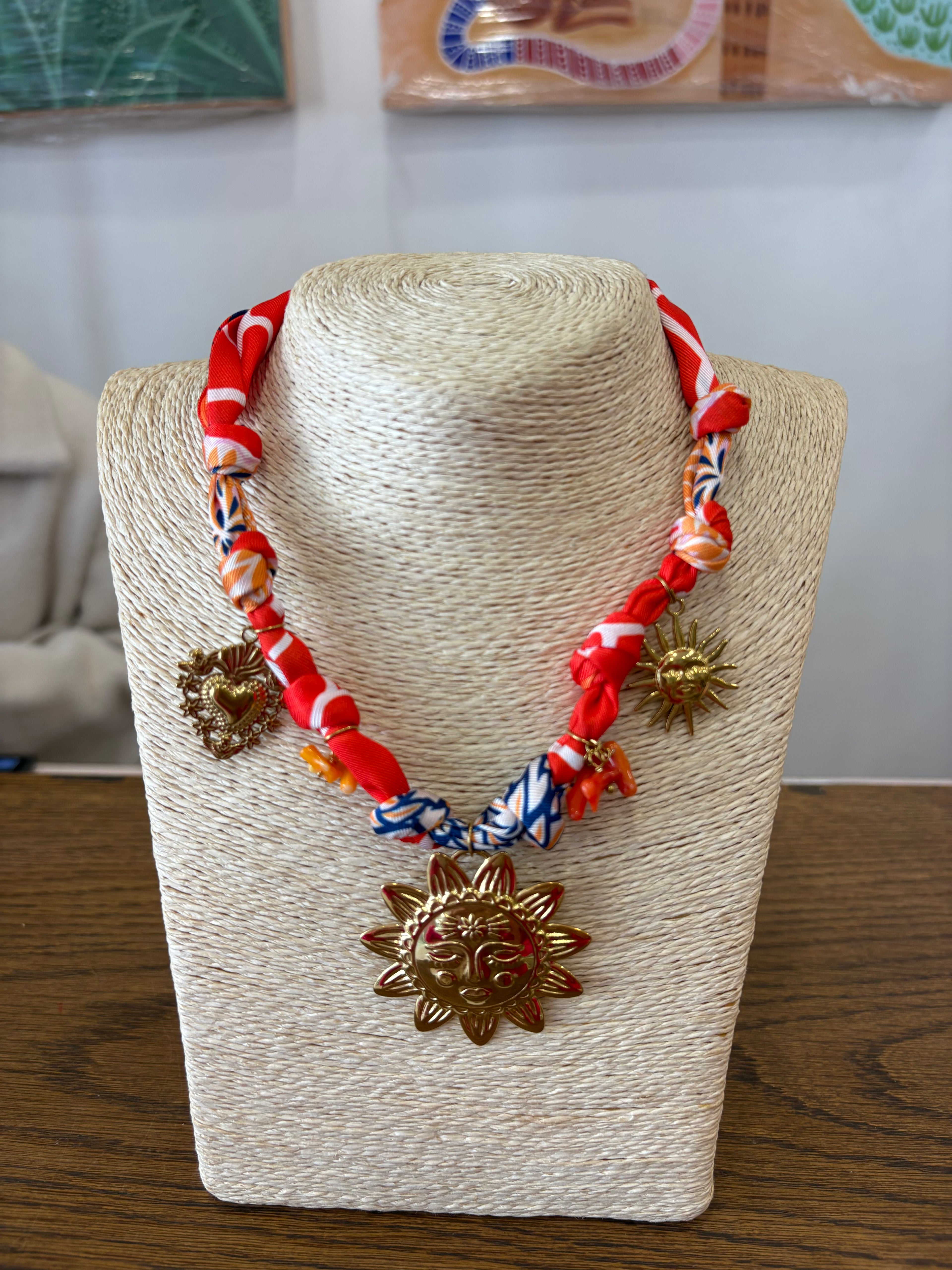 BANDANA NECKLACE