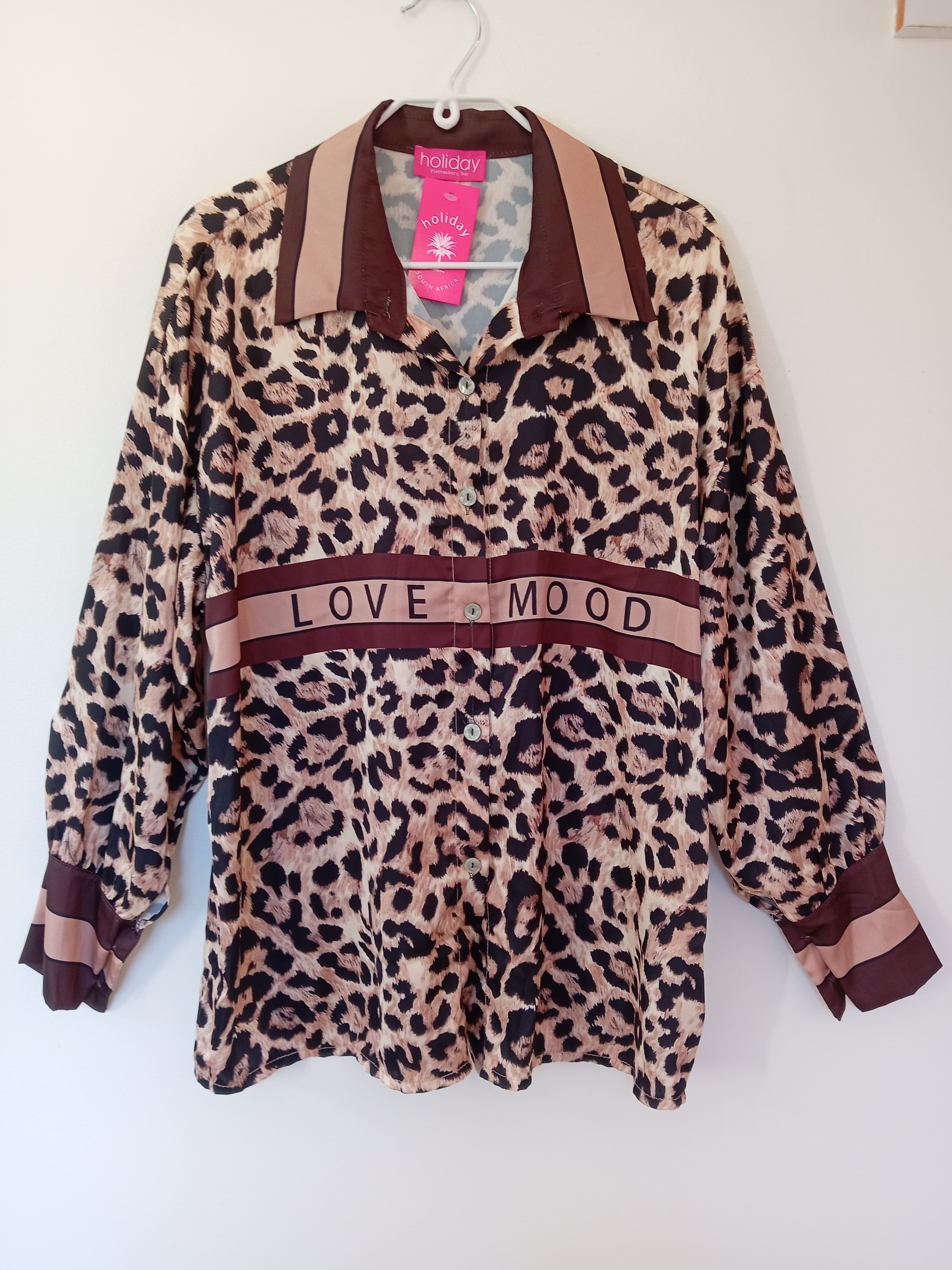 LEOPARD LOVE BLOUSE
